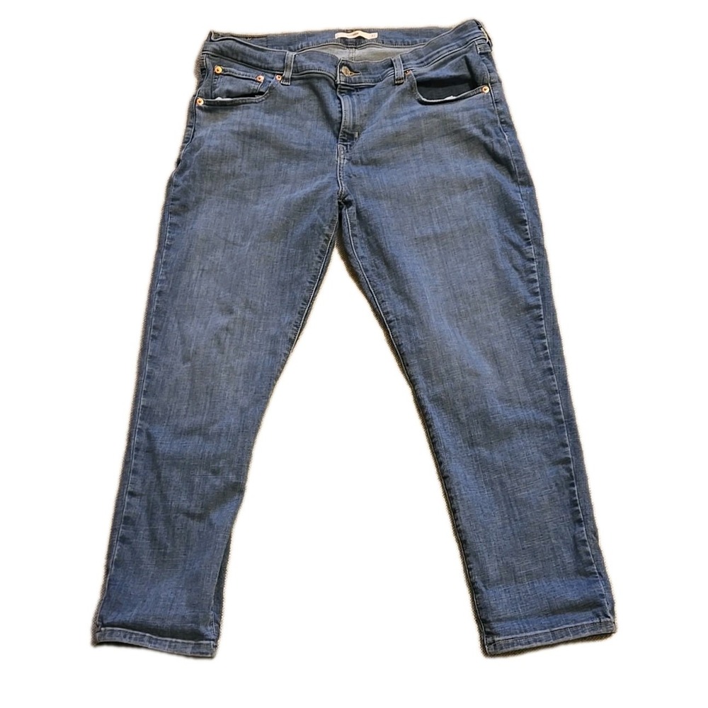 Levi's Women's Boyfriend Jeans 32 Medium Wash Mid Rise Stretch Tapered Denim.